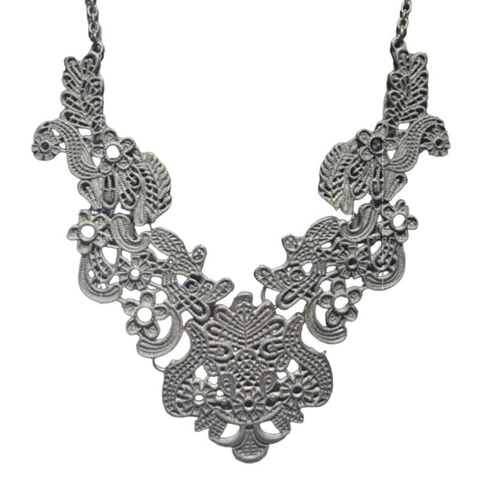 Black Metal Lacework Necklace Fabric Look Statement